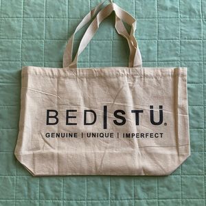 Brand new bed Stu cute bag